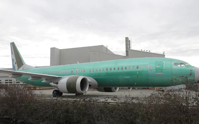 Boeing 737 MAX 8