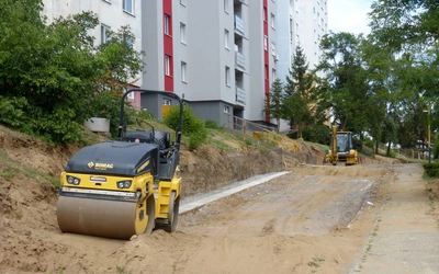 Újabb, közel ötven parkolóhely Királyhelmecen