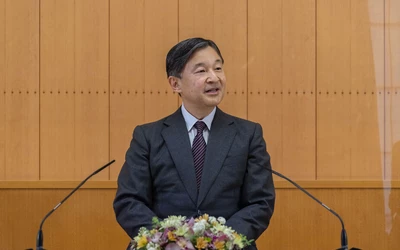 Naruhito