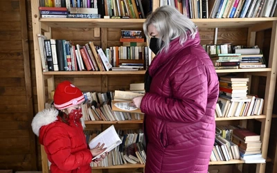 Az olvasni vágyók egyelőre két könyvkuckó kínálatából választhatnak