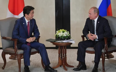 Putyin és Abe