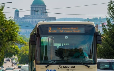 Utazók figyelmébe: május 16-tól áthelyezik Párkányban a buszmegállót 