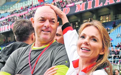 Bruce Grobbelaar ma is népszerű, a Spice Girls volt énekesével Geri Halliwell-lel vett részt egy jótékonysági rendezvényen 