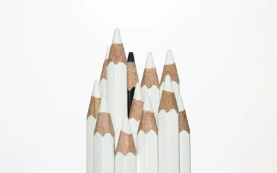 fehér ceruza