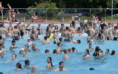 A főnök megszakíthatja beosztottjai nyaralását