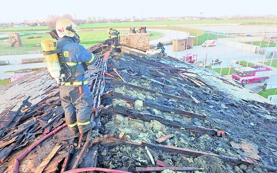 A tetőszerkezet teljesen tönkrement