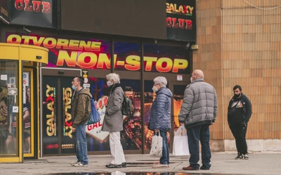 GALÉRIA: Kinyitottak a boltok és plázák