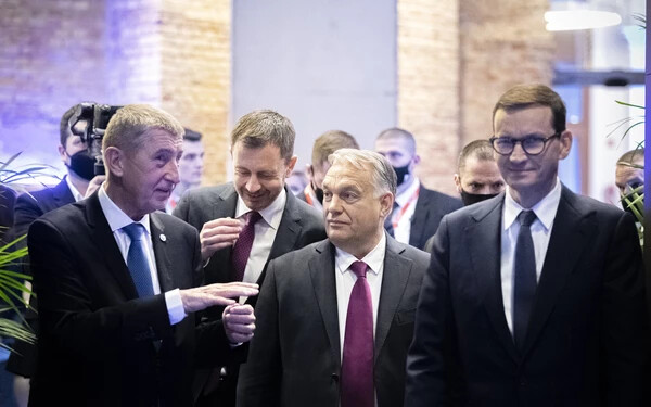 Cseh, lengyel, szlovák kormányfő: középpontban az energia és a migráció kérdése