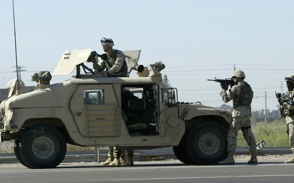 Lövedékek csapódtak be egy iraki légitámaszpontra