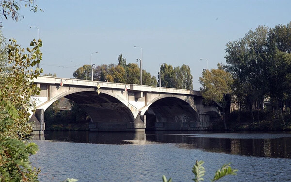 Libeňi híd