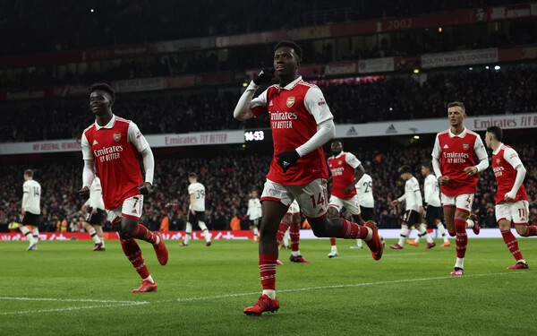 Premier League – Az Arsenal nyerte a forduló rangadóját