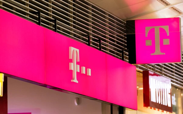 Pénzvisszatérítést ígérnek a csalók az Orange és a Telekom ügyfeleinek