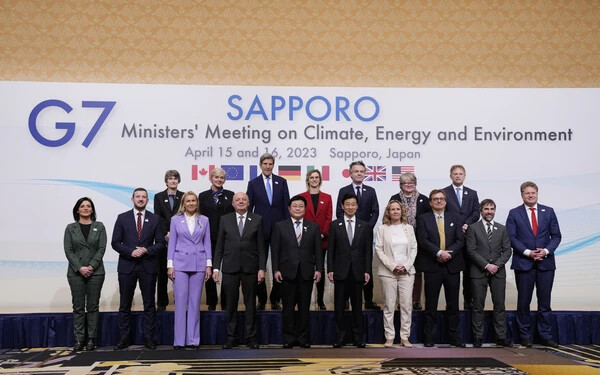 A hét legfejlettebb ipari ország (G7) fel akarja gyorsítani a fosszilis tüzelőanyagok kivezetését