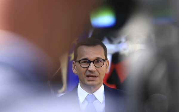 Mateusz Morawiecki kész lemondani mentelmi jogától az ellene kezdeményezett büntetőjogi