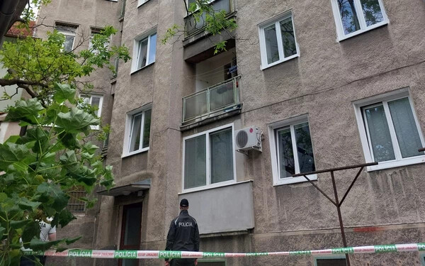TRAGÉDIA: Kiugrott egy férfi az ötödik emeleti ablakból