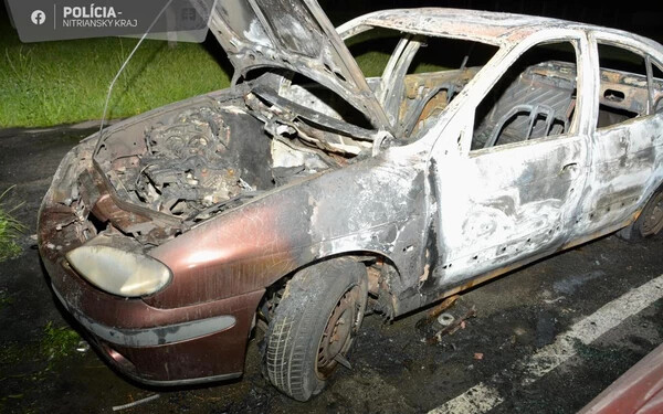  Felgyújtott két autót egy 19 éves szlovákiai fiatal – 17 ezer eurós kárt okozott