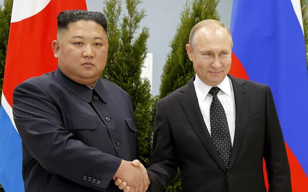 Kim Dzsong Un Putyin