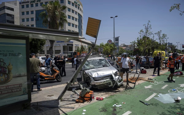 Több járókelőt megsebesített egy merénylő Tel-Avivban