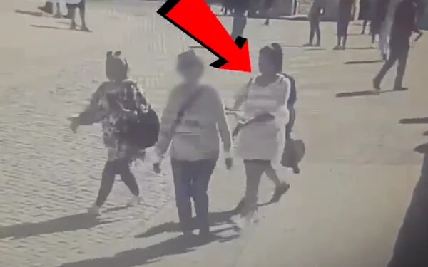 VIDEÓN, ahogy horvát zsebtolvajok turkálnak egy gyanútlan turista hátizsákjában