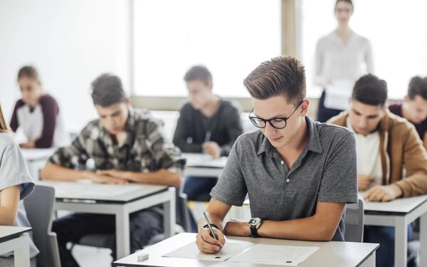 A magyar diákok 69,1%-át riasztotta el valamilyen programtól vagy tanulmányi versenytől, ha az szlovák nyelven valósult meg(Illusztráció: Shutterstock)
