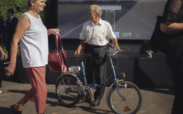  Az egy hetes program keretében az iskolák előtti autókat is megszámolják