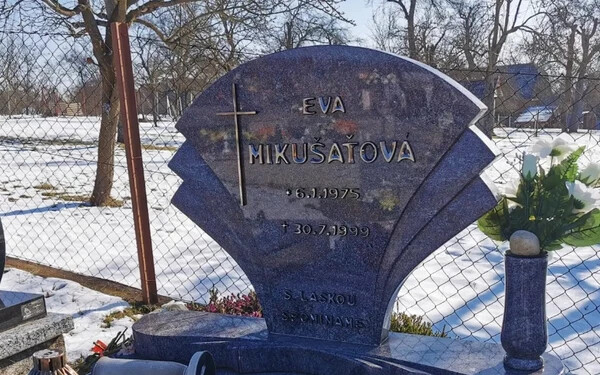 Eva Mikušaťová