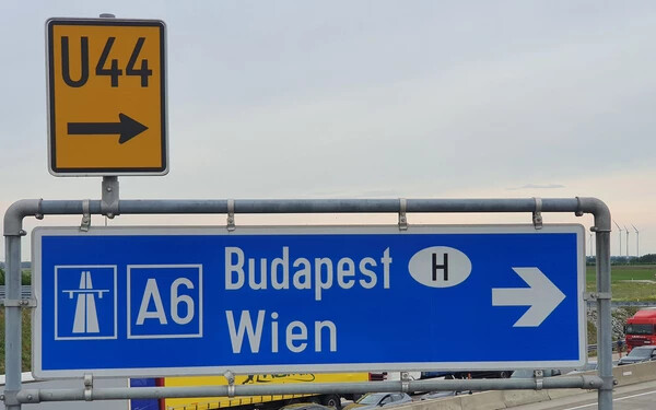 Ausztria megnyitotta a határait minden szomszédjával, kivéve Olaszországot