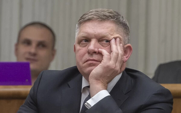 robert fico