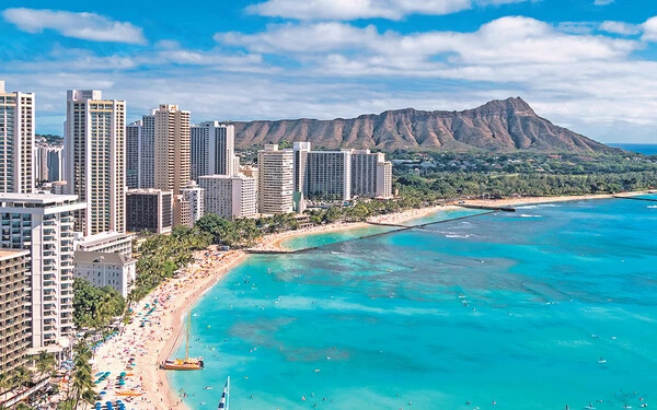 Július elsejétől már fogadhatna külföldi turistákat Hawaii