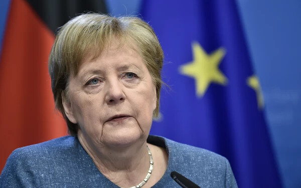 Angela Merkel k