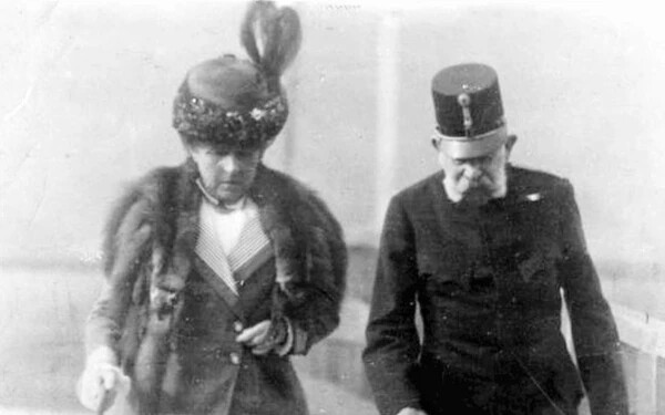Schratt Katalin és I. Ferenc József 1910 körül (Fotók: Wikipedia)