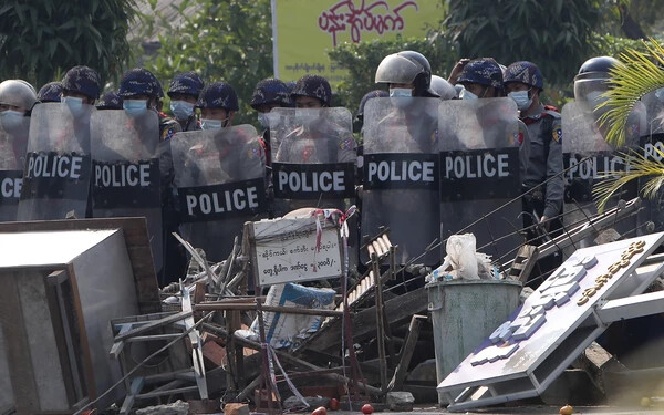 Mianmari puccs