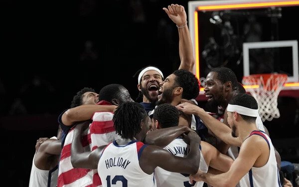 Tokió 2020 – Papírforma amerikai arany a férfi kosárlabdatornán