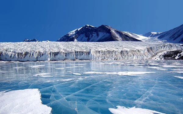 A rekordmennyiségű antarktiszi jég nehezíti a kutatásokat