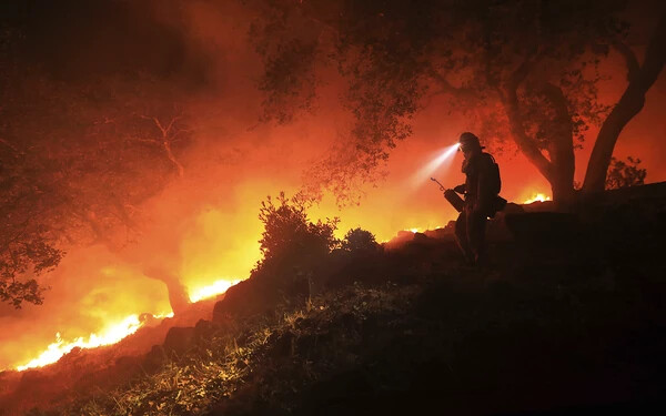 Egyre több áldozata van a kaliforniai tűzvésznek
