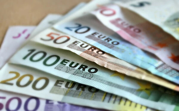 euró fizetés
