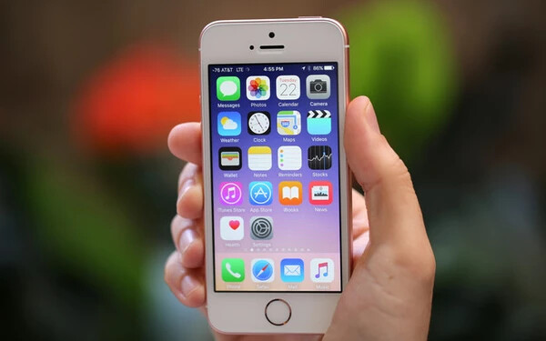 Küszöbön áll az iPhone betiltása Pekingben