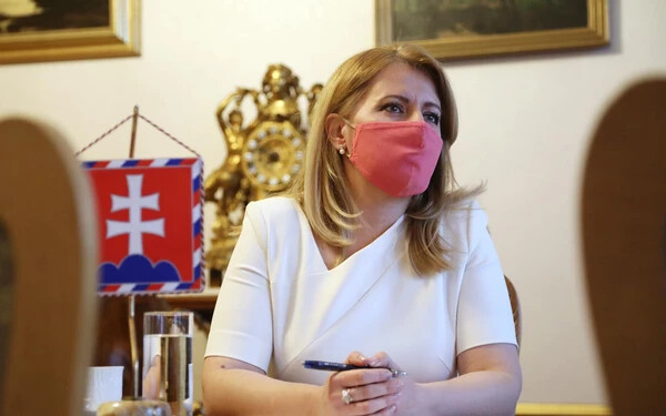Zuzana Čaputová, köztársasági elnök a kormány kisebbségi bizottságának tagjaival egyeztetett a népszámlálásról. (Fotó: Čaputová Facebook-oldala)