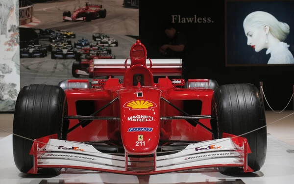 Rekordáron kelt el Michael Schumacher 2001-es vb-győztes Ferrarija