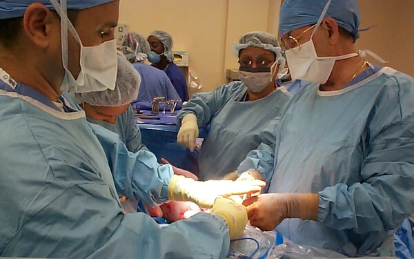 Bevált a magyar intelligens sebészkés az eddig elvégzett humán műtéti teszteken