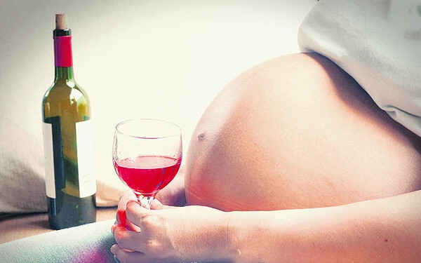 terhesség alkohol