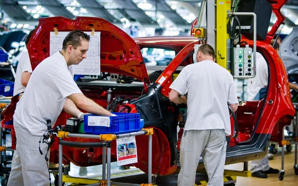 Ezer új munkahely a pozsonyi Volkswagennél