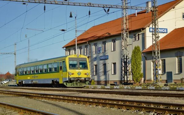 Pozsony–Rajka–Győr vonat