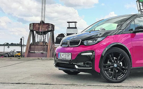 BMW i3s