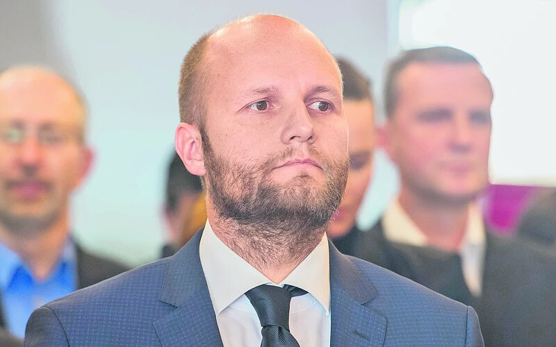 Védelmi miniszter: Jaroslav Naď (OĽaNO)
