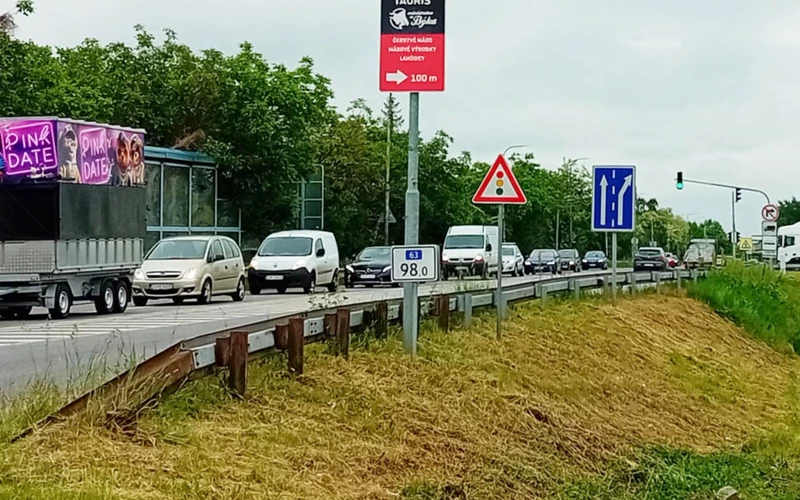 forgalom komárom
