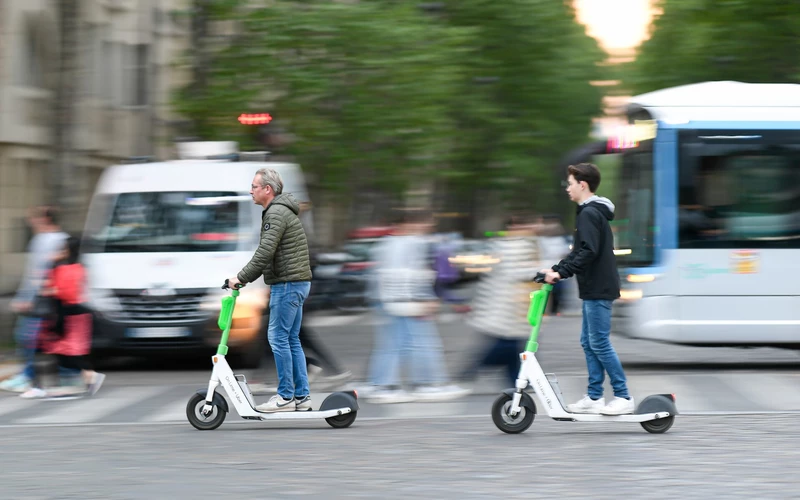 shutterstock-rollerek