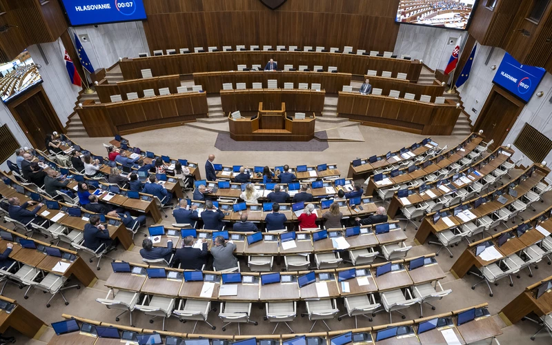 TASR-parlament