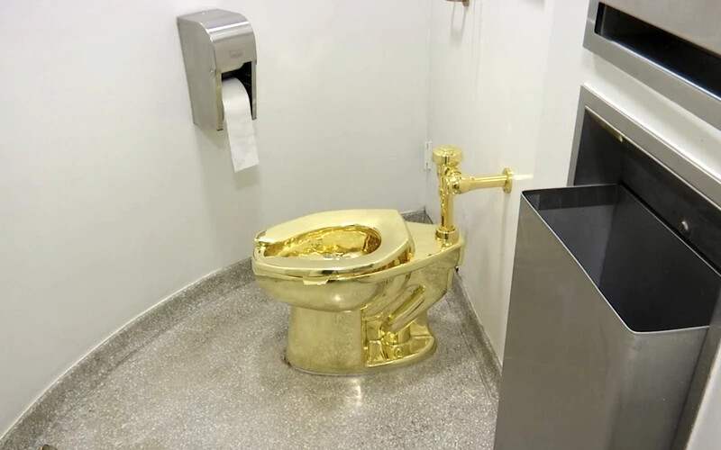 arany vécécsésze