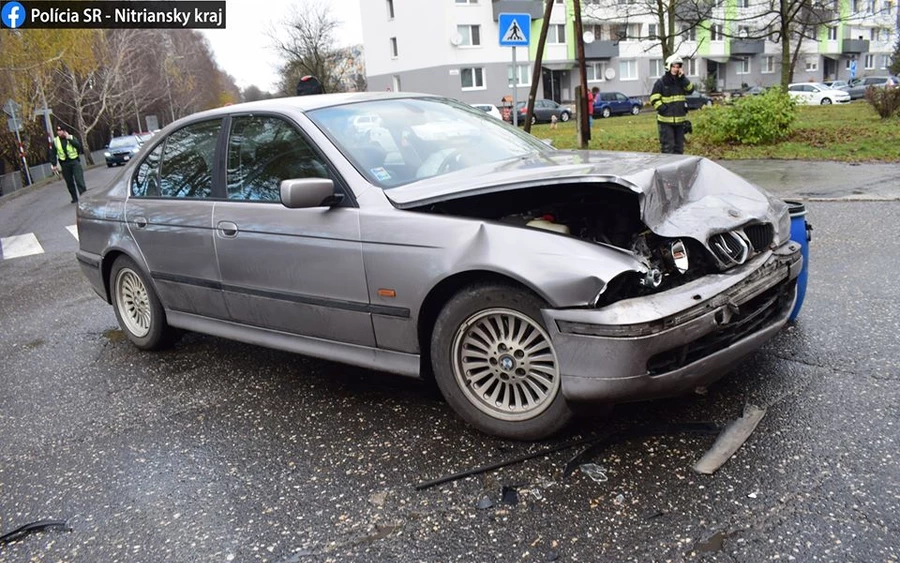 Nem adott elsőbbséget, a patakban végezte